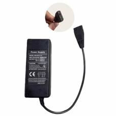 Блок питания, сетевой адаптер 220В на 12В 5В 2.5А, 4-pin Molex Блок питания, сетевой адаптер 220В на 12В 5В 2.5А, 4-pin Molex