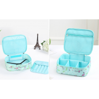 Косметичка "Cool idea" с отделениями и карманами 