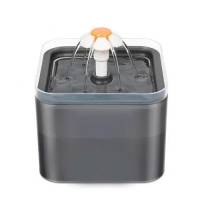 Питьевой фонтан для кошек собак 2л USB с фильтром и датчиком движения