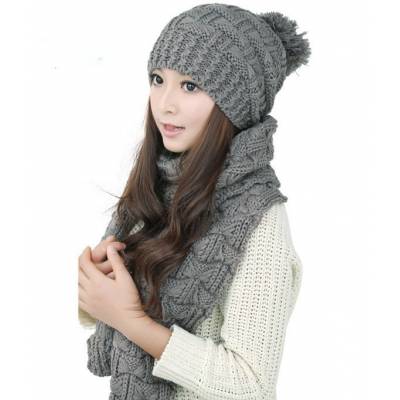 Вязаные шапка и шарф осень-зима