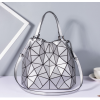 Женская сумка большая в корейском стиле с геометрическим рисунком