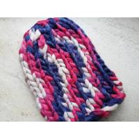 Шапка из шерсти мериноса хельсинки крупная вязка трехцветная синий розовый бежевый