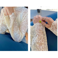 Кофта с кружевами прозрачная стиль 2020