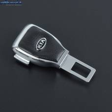 Заглушка ремня безопасности метал KIA на кнопке Заглушка ремня безопасности метал KIA на кнопке