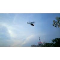 Маленький радиоуправляемый вертолет