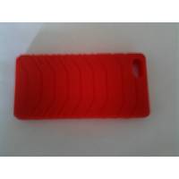 Силиконовый кейс на заднюю панель iPhone 5